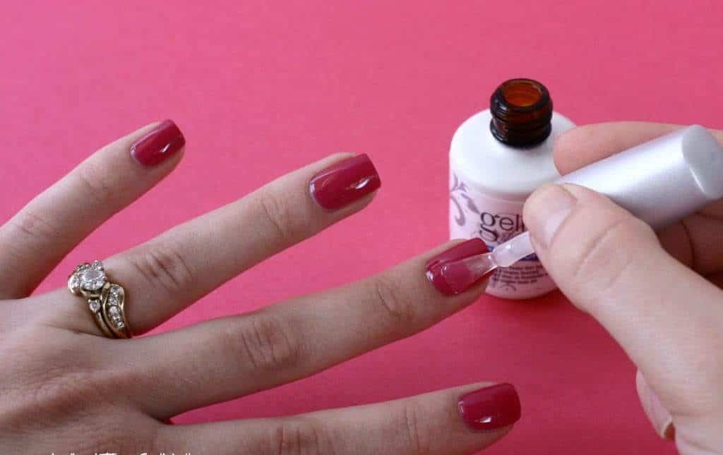 Manicure gel varnish at home: a step-by-step instruction for beginners (+ photo examples)