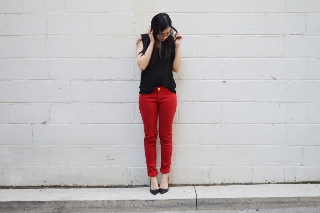 What to wear red pants with? (54 photos)