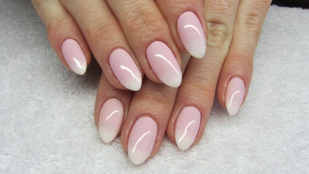 Almond-shaped nails manicure: features, ideas, new items (54 photos)