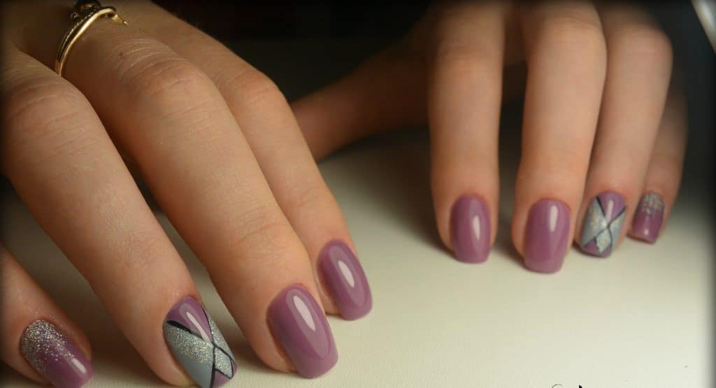 Manucure sur ongles carrés: caractéristiques, idées, nouveaux éléments (56 photos)