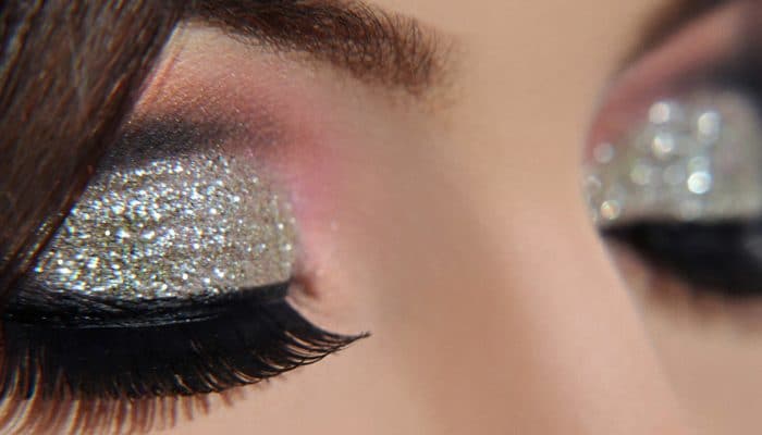 Silver makeup - all the sparkle in your eyes (50 photos)