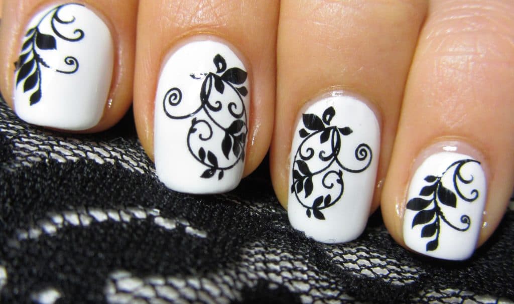 Beaux dessins sur les ongles (50 photos)