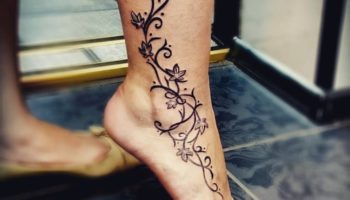 Women's ankle tattoos - interesting ideas (55 photos)