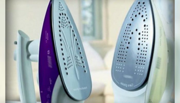 How to clean the sole of an iron from a burn