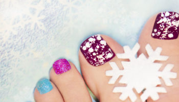 Trendy winter pedicure 2024. What will be in trend this winter (101 photos)